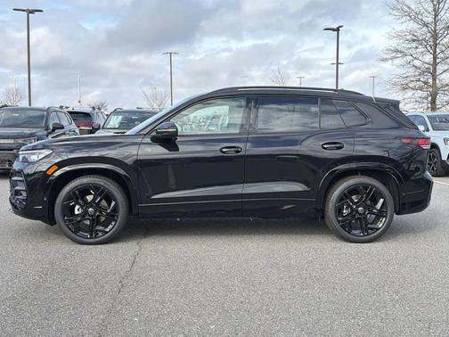 deep black pearl 2026 Volkswagen Tiguan 2.0T SE R-Line Black