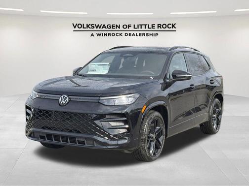 deep black pearl 2026 Volkswagen Tiguan 2.0T SE R-Line Black