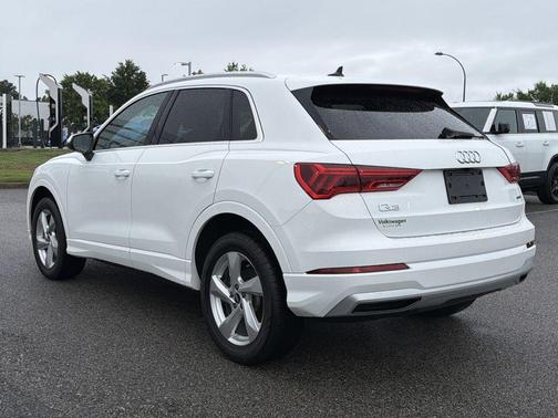 Ibis White 2021 Audi Q3 40 Premium