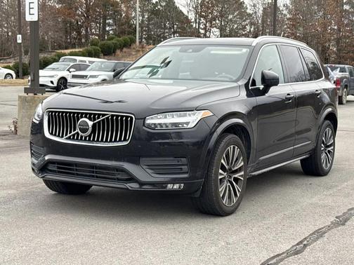 2021 Volvo XC90 T5 Momentum