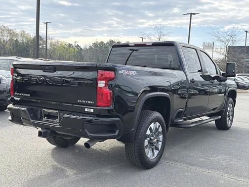 2022 Chevrolet Silverado 2500 Custom