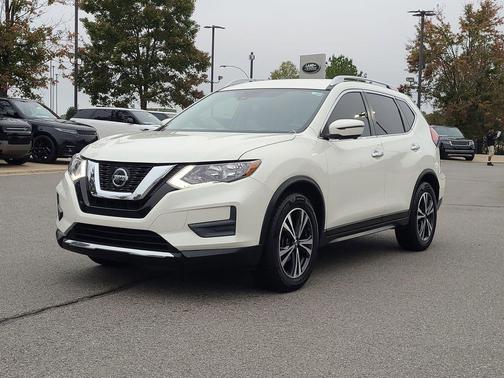 2020 Nissan Rogue SV