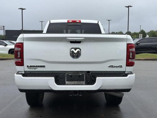 Bright White Clearcoat 2024 RAM 2500 Laramie Crew Cab 4x4 6'4' Box