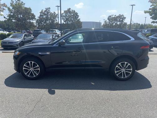 2019 Jaguar F-PACE 25t Premium