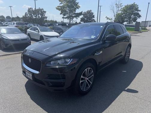 2019 Jaguar F-PACE 25t Premium