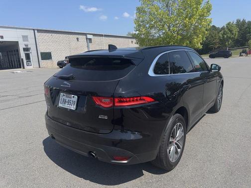 2019 Jaguar F-PACE 25t Premium