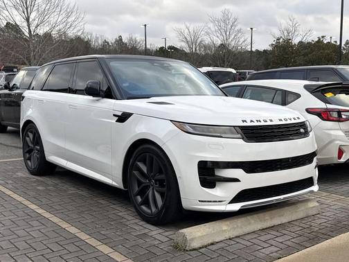 2024 Land Rover Range Rover Sport SE