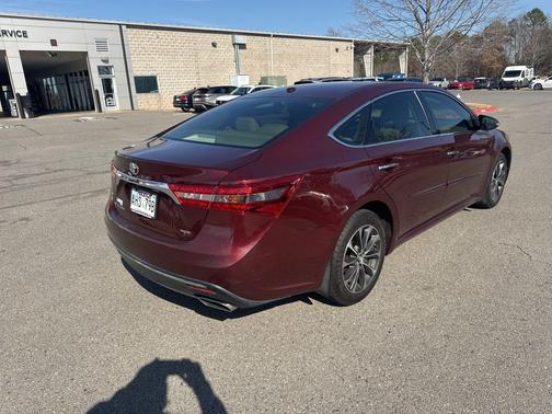 2016 Toyota Avalon XLE Premium