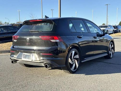 2024 Volkswagen Golf GTI 2.0T S DSG