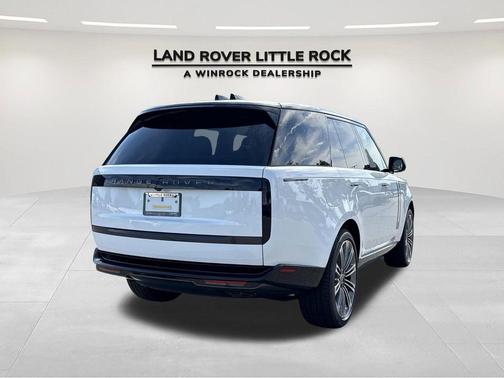 2025 Land Rover Range Rover P530 SE