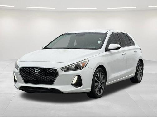 Ceramic White 2018 Hyundai Elantra GT Base