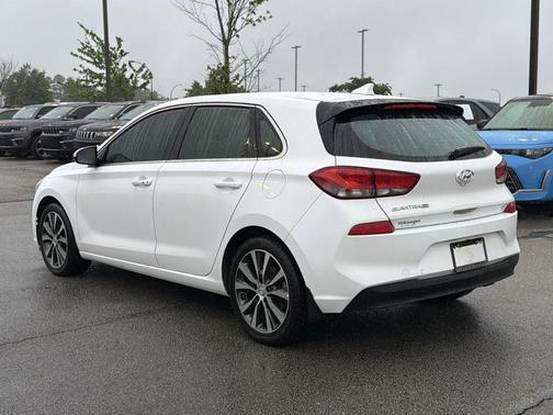 Ceramic White 2018 Hyundai Elantra GT Base