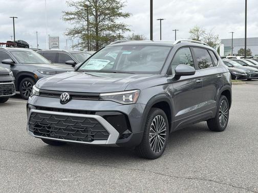 Platinum 2026 Volkswagen Taos SE