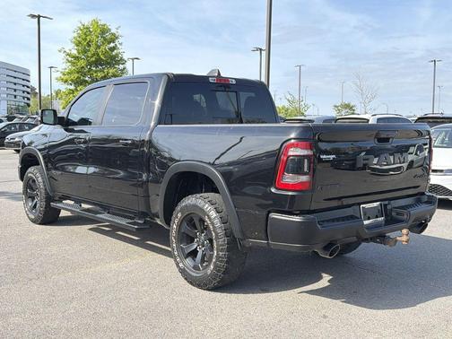 Diamond Black Crystal Pearlcoat 2020 RAM 1500 Rebel