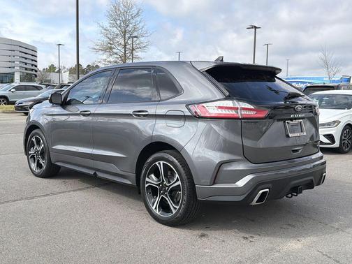 Carbonized Gray Metallic 2022 Ford Edge ST