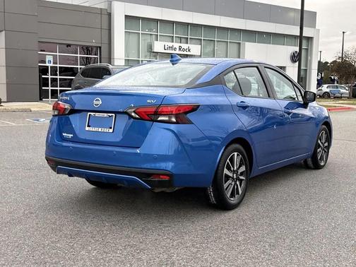 2021 Nissan Versa 1.6 SV