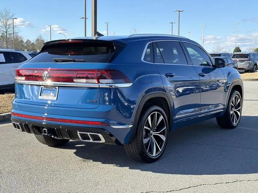 2025 Volkswagen Atlas Cross Sport 2.0T SEL Premium
