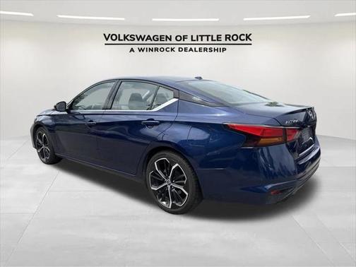 2023 Nissan Altima SR FWD