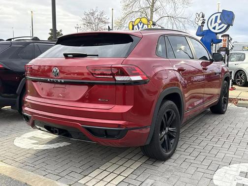 2023 Volkswagen Atlas Cross Sport 2.0T SEL