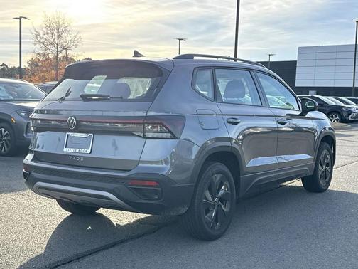 2025 Volkswagen Taos 1.5T S