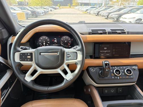 Fuji White 2024 Land Rover Defender 110 P400 S