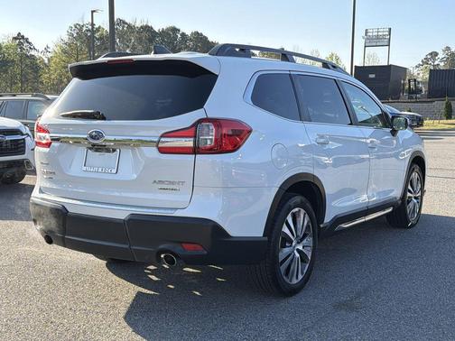 Crystal White Pearl 2019 Subaru Ascent Limited 8-Passenger