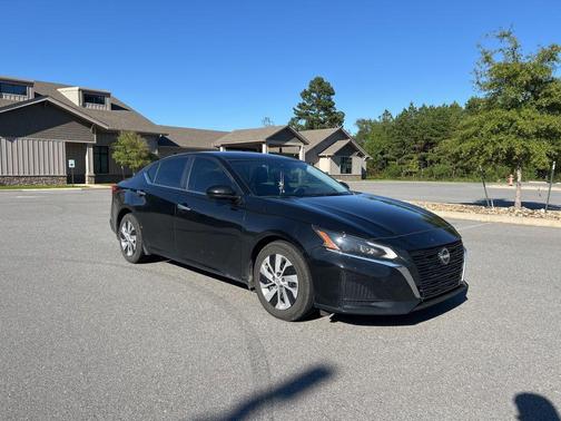 2023 Nissan Altima S FWD