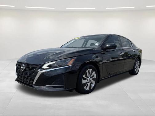 2023 Nissan Altima S FWD