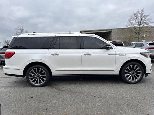 2018 Lincoln Navigator L Select