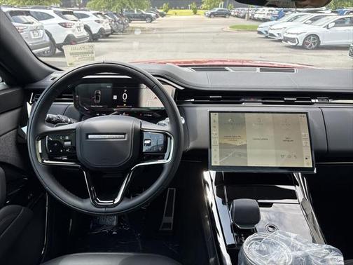 2025 Land Rover Range Rover Sport SE
