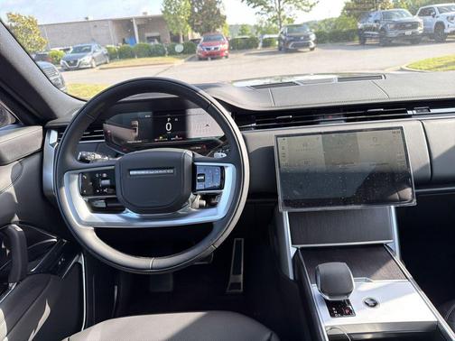 Black 2026 Land Rover Range Rover P400 SE 7 Seat