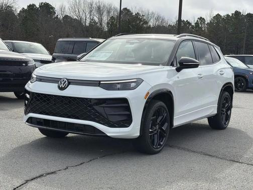 2026 Volkswagen Tiguan 2.0T SE R-Line Black 4MOTION