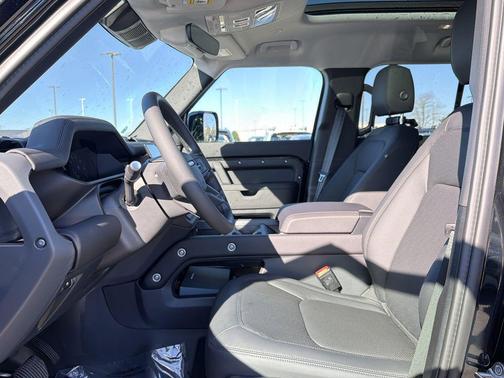 Santorini Black Metallic 2026 Land Rover Defender P300 S