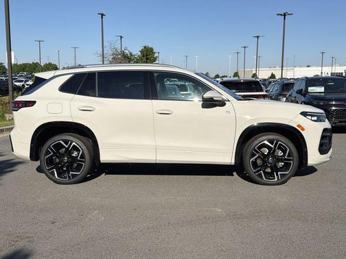 sandstone 2026 Volkswagen Tiguan 2.0T SEL R-Line 4MOTION