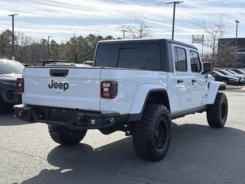 2023 Jeep Gladiator Willys 4x4