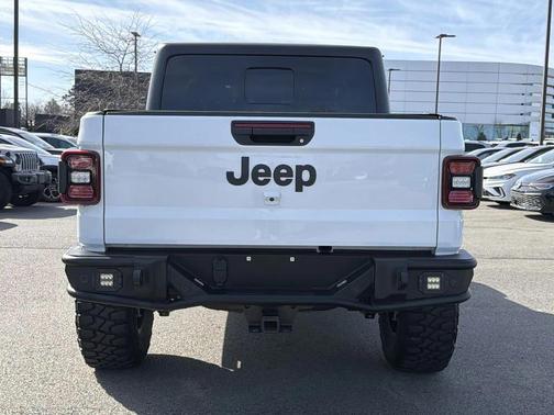 2023 Jeep Gladiator Willys 4x4
