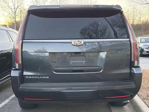 2020 Cadillac Escalade Premium Luxury