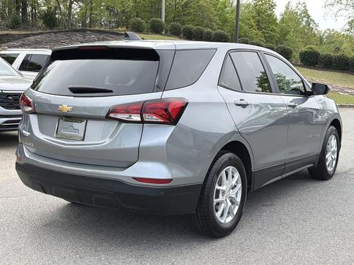 Sterling Gray Metallic 2023 Chevrolet Equinox LS