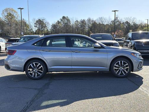 Silver Metallic 2026 Volkswagen Jetta 1.4T SE