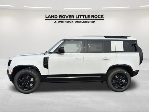 Fuji White 2026 Land Rover Defender P400 X-Dynamic SE