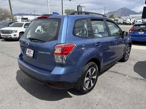 Quartz Blue Pearl 2018 Subaru Forester 2.5i