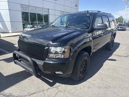 Black 2009 Chevrolet Suburban 1500 LT2