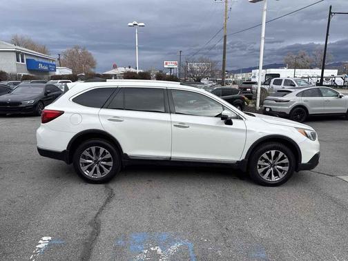 2017 Subaru Outback 3.6R Touring