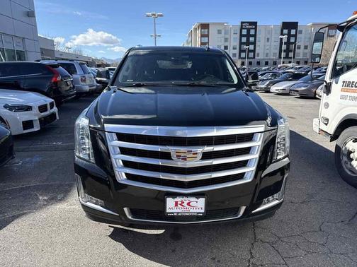 2019 Cadillac Escalade ESV Premium Luxury