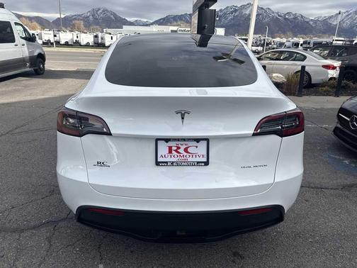 2023 Tesla Model Y Long Range Dual Motor All-Wheel Drive