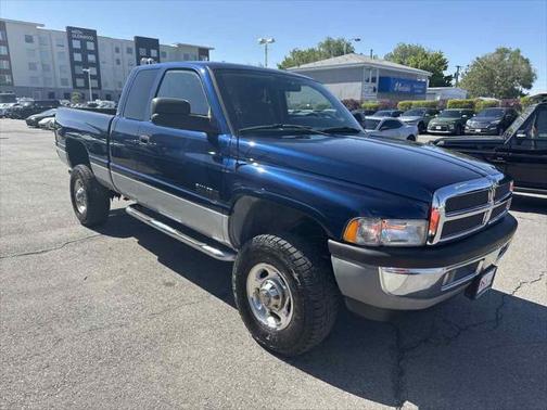2002 Dodge Ram 2500 Base