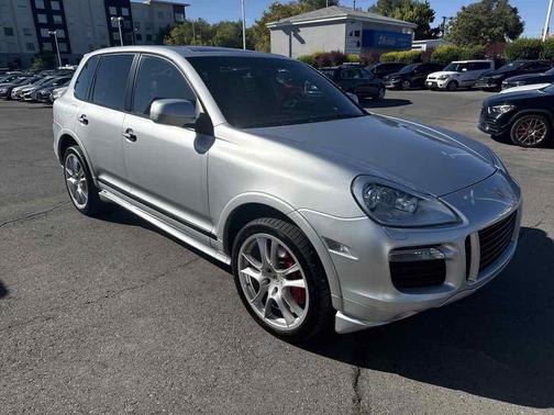 2008 Porsche Cayenne GTS