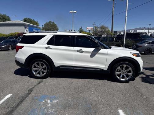 Star White Metallic Tri-Coat 2020 Ford Explorer Platinum