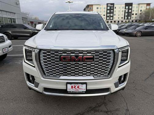 White Frost Tricoat 2021 GMC Yukon Denali