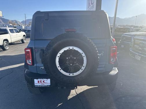 2023 Ford Bronco Base